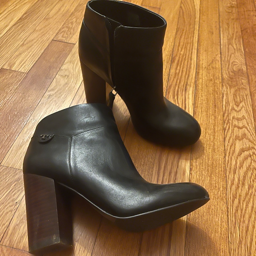 Tory Burch Fulton Bootie